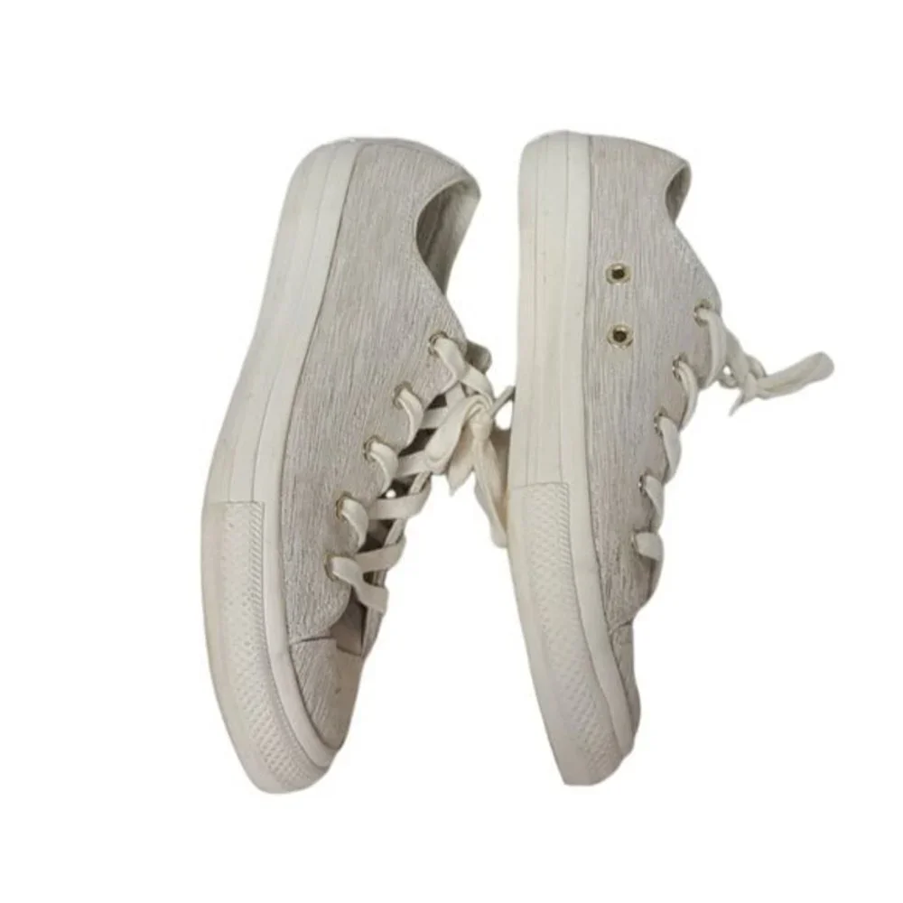 Converse sneakers low